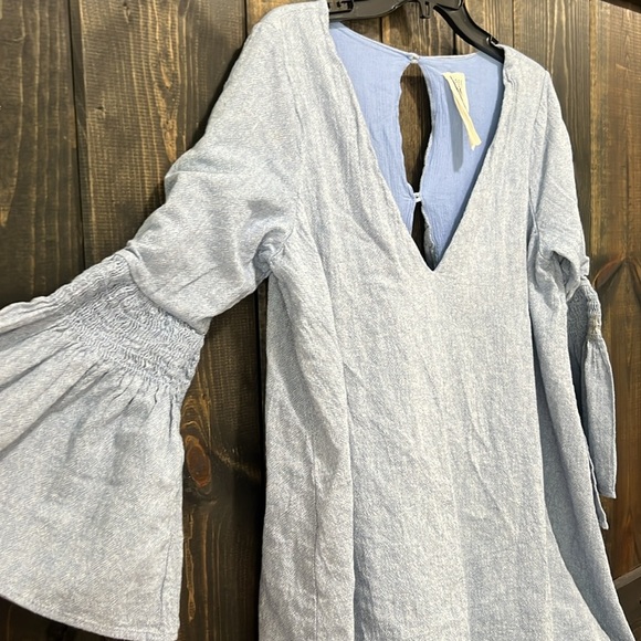 Free People Chambray Mini Dress Romper L Blue Mist Denim Look Boho Flare Sleeves - Picture 2 of 13